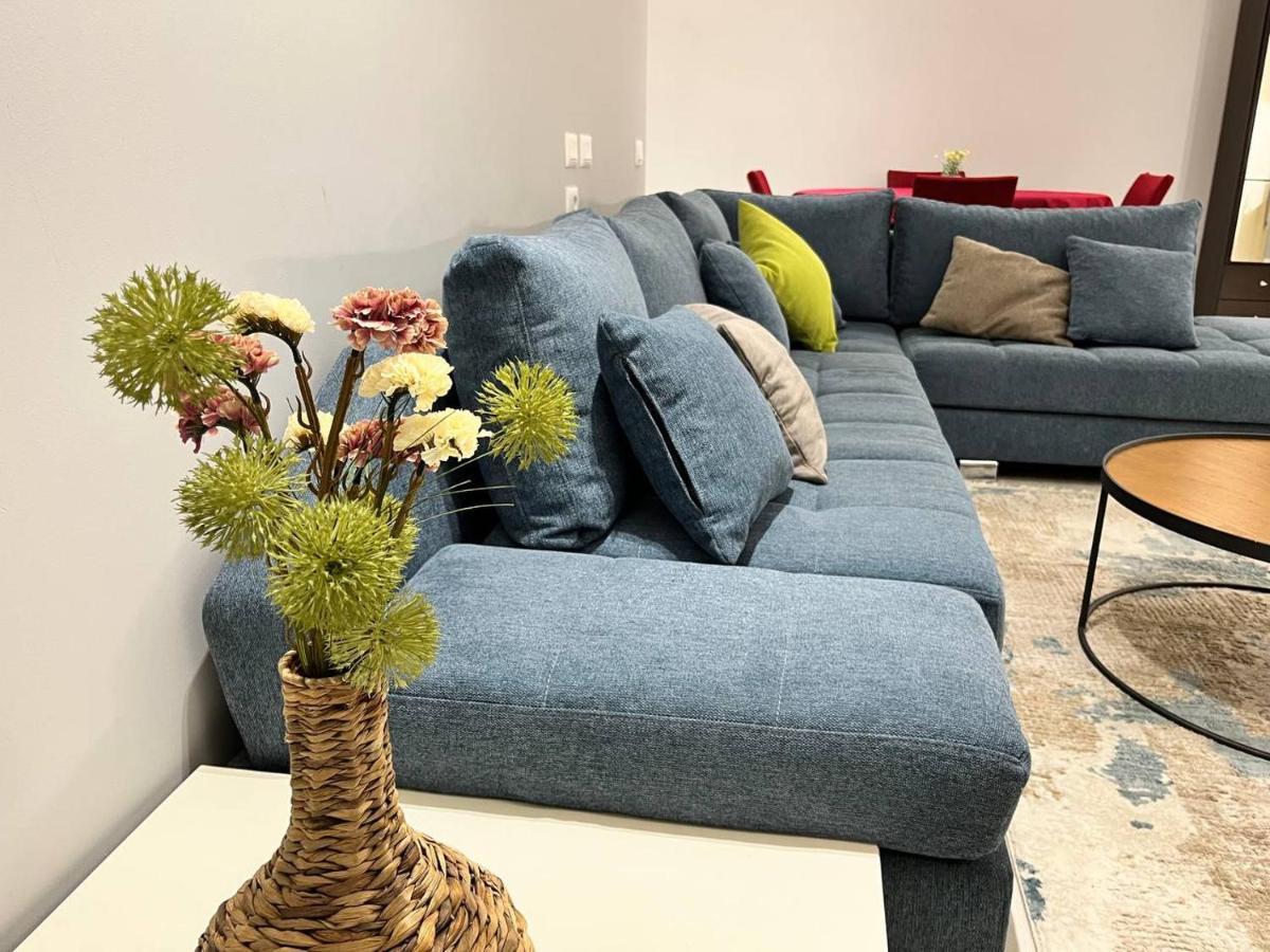 Flat 86 - Explore The Heart Of تيرانا المظهر الخارجي الصورة